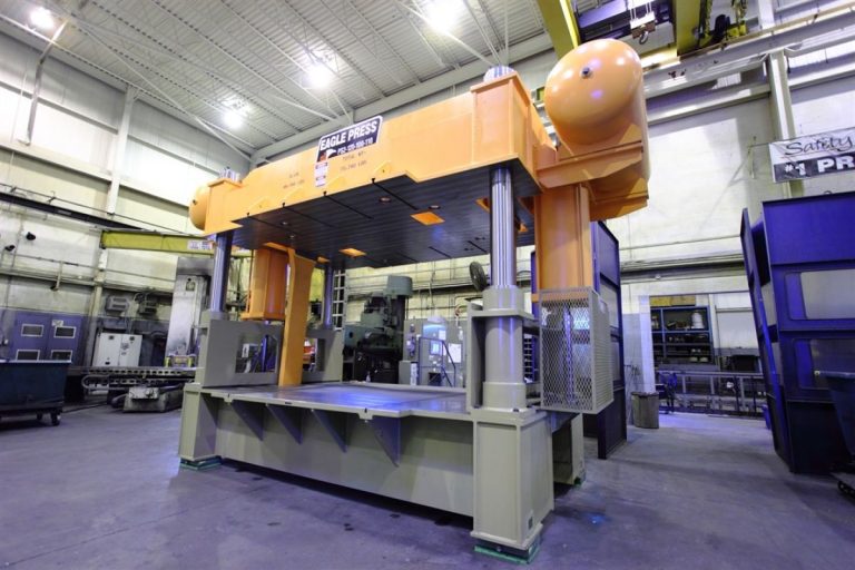 Servo presses manufactured in Canada and USA